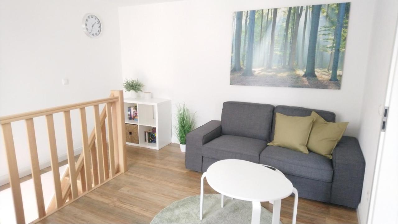 Das Mini-Haus Im Herzen Grossostheims Exterior foto